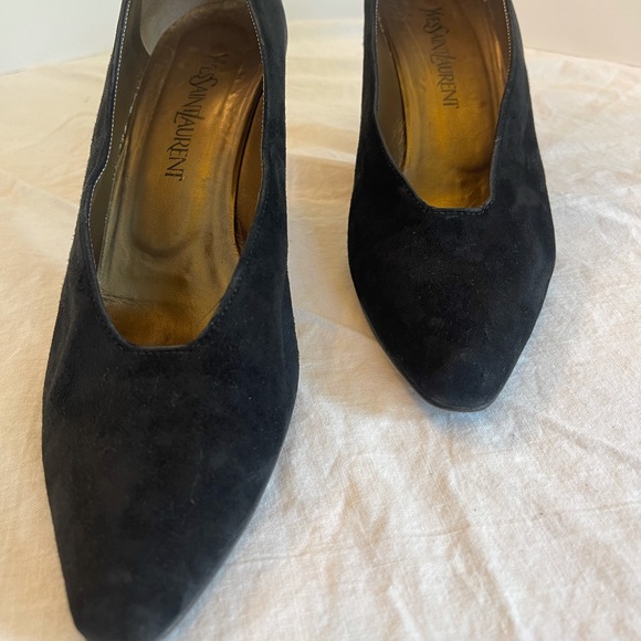 Yves St. Laurent suede leather pump size 9 M with leather soles - Picture 7 of 8